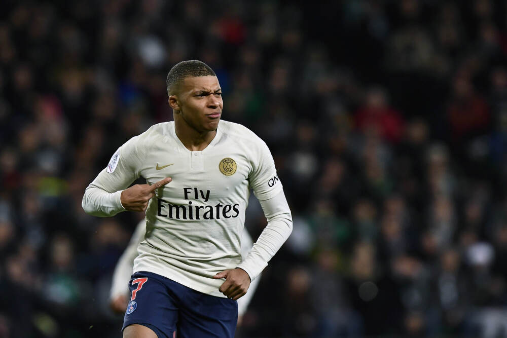 和讯投顾郑镇华：大资金加杠杆，三大方向最受益！